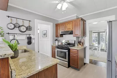 2563 N 4th Street, Columbus, OH 43202 - Photo 8