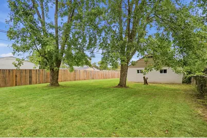 3921 Harwood Road, Columbus, OH 43228 - Photo 46