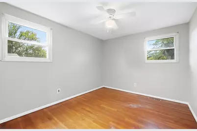 3921 Harwood Road, Columbus, OH 43228 - Photo 16