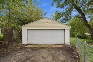 279 S Ashburton Rd, Columbus, OH 43213 - Photo 34