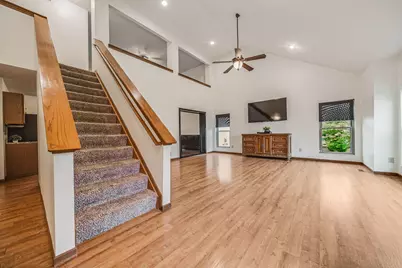 7045 Sherbrook Drive, Westerville, OH 43082 - Photo 6