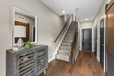 976 Pullman Place #26, Grandview Heights, OH 43212 - Photo 8