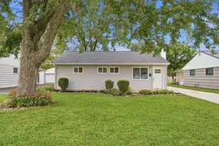4356 Robin St, Grove City, OH 43123 - Photo 1