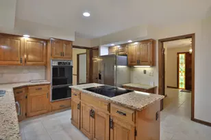 1079 Putney Dr, Columbus, OH 43085 - Photo 14
