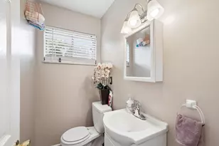 3008 Upton Rd W, Columbus, OH 43232 - Photo 12