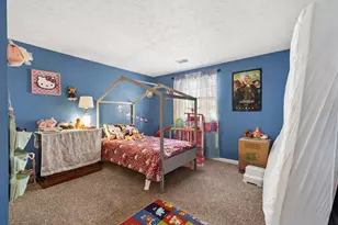 3008 Upton Rd W, Columbus, OH 43232 - Photo 22