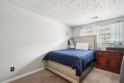 3008 Upton Road W, Columbus, OH 43232 - Photo 16