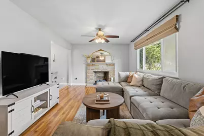 695 Island Court, Columbus, OH 43214 - Photo 2