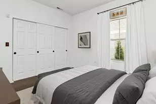 24 W Russell St, Columbus, OH 43215 - Photo 16