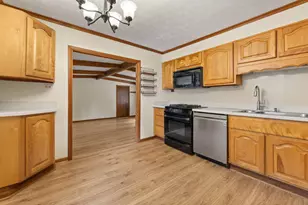 319 W South St, Worthington, OH 43085 - Photo 10