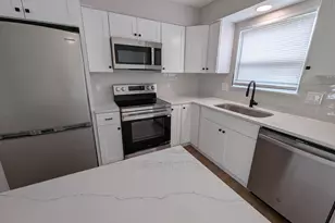 3815 Petzinger Rd, Columbus, OH 43232 - Photo 12