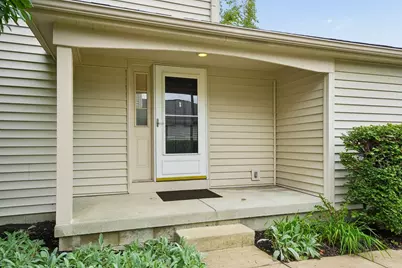 2571 Gardenia Drive, Columbus, OH 43235 - Photo 4
