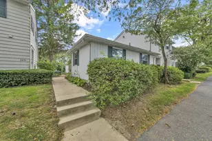 2815 Avati Dr, Columbus, OH 43207 - Photo 1