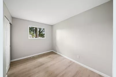 1382 Grovewood Drive, Columbus, OH 43207 - Photo 10