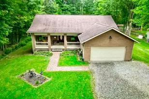 712 Crestrose Cir, Howard, OH 43028 - Photo 2