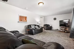 9730 Lake Rd NE, Millersport, OH 43046 - Photo 8