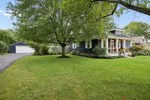 435 E Jeffrey Pl, Columbus, OH 43214 - Photo 2