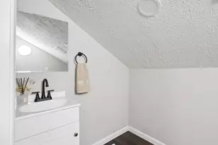 2344 Century Dr, Columbus, OH 43211 - Photo 20