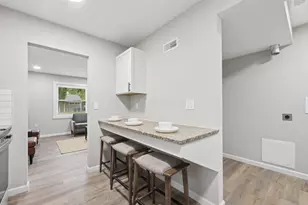 2344 Century Dr, Columbus, OH 43211 - Photo 10