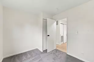 2676 Shelly Dr, Columbus, OH 43207 - Photo 14