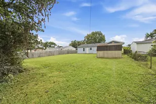 2676 Shelly Dr, Columbus, OH 43207 - Photo 20