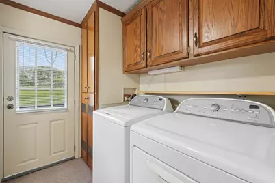 709 Youn-Kin Parkway S, Columbus, OH 43207 - Photo 32