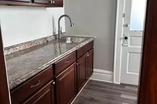 870 Dennison Ave, Columbus, OH 43215 - Photo 10