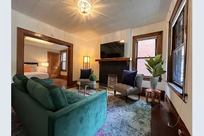 876 Dennison Avenue, Columbus, OH 43215 - Photo 2