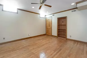 38 E Beck St, Columbus, OH 43215 - Photo 38