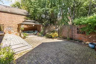 38 E Beck St, Columbus, OH 43215 - Photo 24