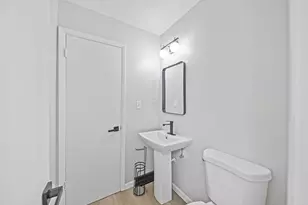 1565 Brentnell Ave, Columbus, OH 43219 - Photo 22