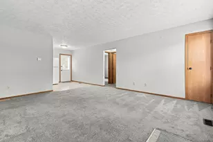 8847 Hornsea Dr, Powell, OH 43065 - Photo 4