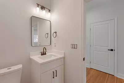 162 W Locust Street, Newark, OH 43055 - Photo 8