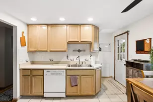 1420 Bosworth Pl, Columbus, OH 43229 - Photo 12