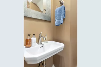 883 S 5th Street, Columbus, OH 43206 - Photo 14