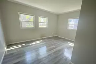 289 S Hampton Rd, Columbus, OH 43213 - Photo 6