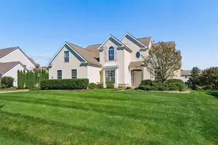 6842 McDougal Ct, Dublin, OH 43017 - Photo 2