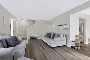 5233 Captains Ct, Columbus, OH 43220 - Photo 16