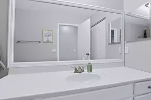 5233 Captains Ct, Columbus, OH 43220 - Photo 36
