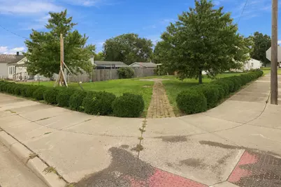972 S Pickaway Street, Circleville, OH 43113 - Photo 2