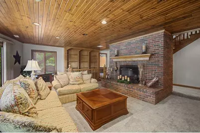 637 King Beach Drive, Howard, OH 43028 - Photo 36