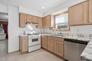 7679 Finbarr Ct, Dublin, OH 43017 - Photo 12