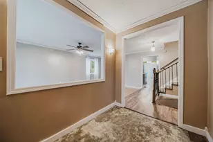 300 Dunbarton Rd, Gahanna, OH 43230 - Photo 4