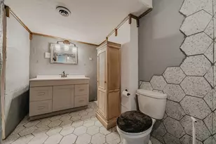 300 Dunbarton Rd, Gahanna, OH 43230 - Photo 30