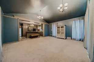 300 Dunbarton Rd, Gahanna, OH 43230 - Photo 34