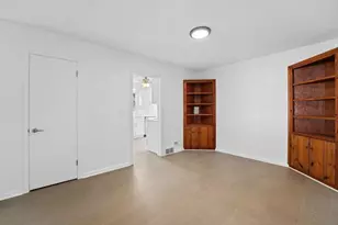 2655 Woodley Rd, Columbus, OH 43231 - Photo 14