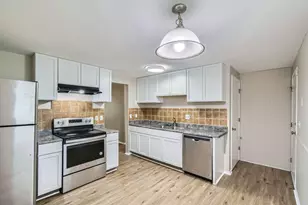 1833 Brookfield Rd, Columbus, OH 43229 - Photo 10
