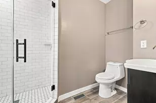 581 Lathrop St, Columbus, OH 43206 - Photo 32