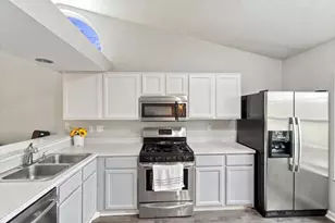 251 Sorensen Dr, Marysville, OH 43040 - Photo 12