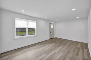 1934 Eddystone Ave, Columbus, OH 43224 - Photo 10